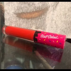 Half Caked Lip Fondant